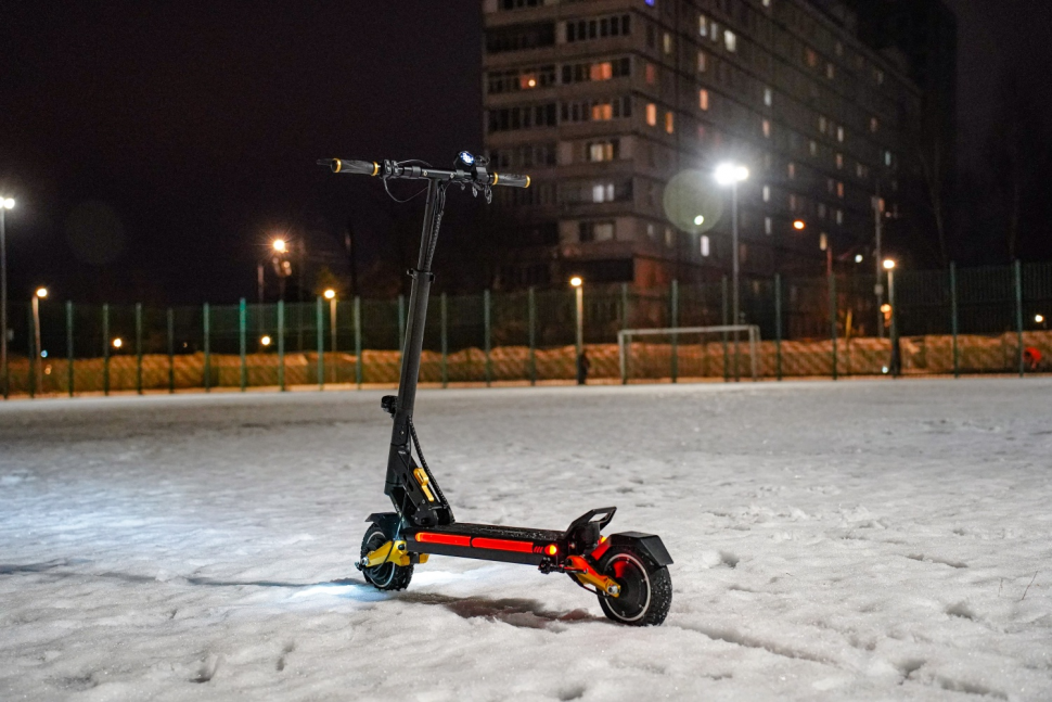 Электросамокат WHITE SIBERIA SPUTNIK 2000W Ferrari Red (красный) Электросамокат WHITE SIBERIA SPUTNIK 2000W Ferrari Red (красный)